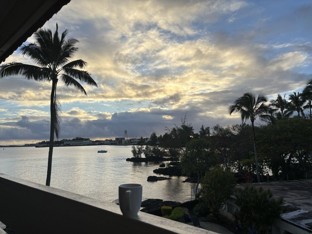 Hilo Reeds Bay Hotel