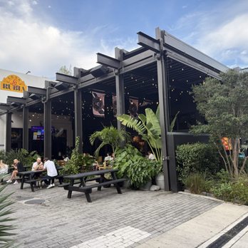 Casa La Rubia - Patio area - Breweries Near Me - Miami, Florida Casa La Rubia - Patio area - Breweries Near Me - Miami, Florida
