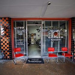 Avenue Barbershop - Picturesque outside