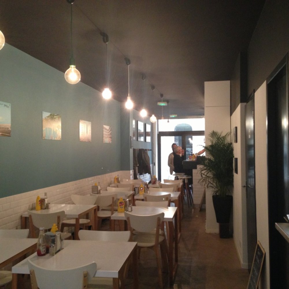 West Coast - dining room - Diners Near Me - Bordeaux, 33 West Coast - dining room - Diners Near Me - Bordeaux, 33