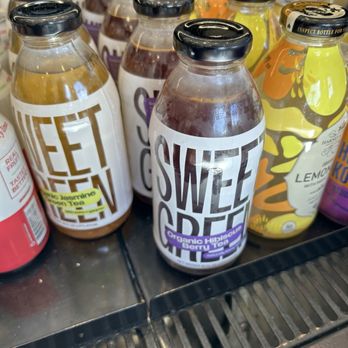 sweetgreen - Healthy Salads, Wraps, and Bowls - They have their own drink line - Salad Near Me - San Diego, California sweetgreen - Healthy Salads, Wraps, and Bowls - They have their own drink line - Salad Near Me - San Diego, California
