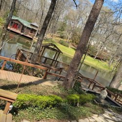 Creekwood Gardens - Just one view of a million.