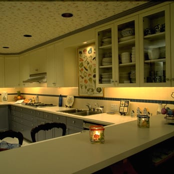 Boise Lighting - Under Kitchen Cabinet LED lighting - Lighting Fixtures & Equipment Near Me - Boise, Idaho Boise Lighting - Under Kitchen Cabinet LED lighting - Lighting Fixtures & Equipment Near Me - Boise, Idaho