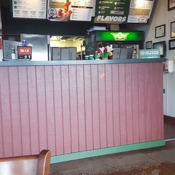 Wingstop - Ordering counter - Chicken Wings Near Me - Houston, Texas