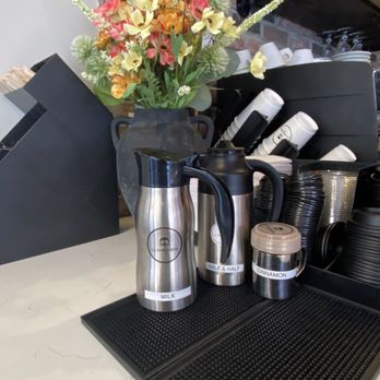 La Bomboniera - Cafes Near Me - New York, New York La Bomboniera - Cafes Near Me - New York, New York