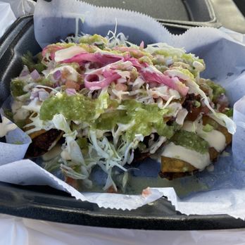 Hechizason - Tacos dorados de camarón with veggies. - Food Trucks Near Me - Phoenix, Arizona