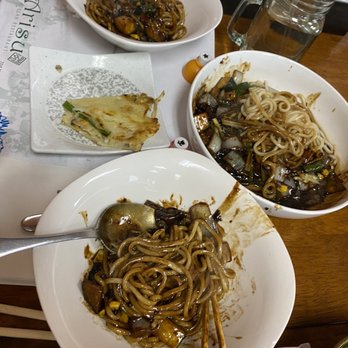 Arisu Korean Restaurant - Jajang - Myeon - Korean Near Me - Leominster, Massachusetts