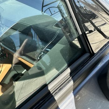 Tidal Wave Auto Spa - Cracked window - Car Wash Near Me - Hampstead, North Carolina