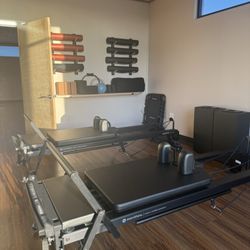 Sankalp Yoga Shala - Pilates reformers