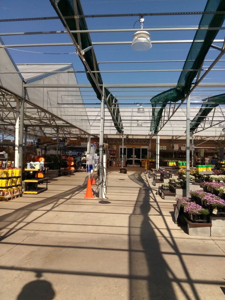 LOWE’S HOME IMPROVEMENT Updated September 2024 17 Photos & 45