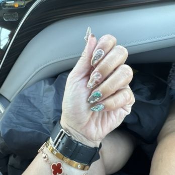 Nail Island - Nail Salons Near Me - Lomita, California