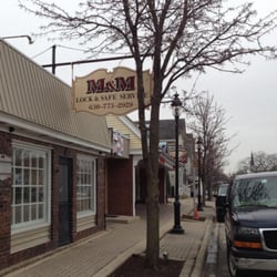 M & M Lock & Safe Service - Store Front View!
