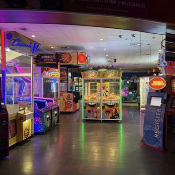 Chubby's Diner - Arcade - Diners Near Me - Kailua-Kona, Hawaii