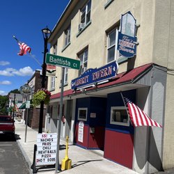 Tee's Liberty Tavern