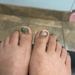 Happy Toe Nails