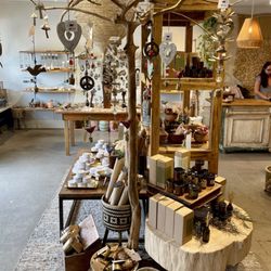 Moonbird Artistic Soulful Living
