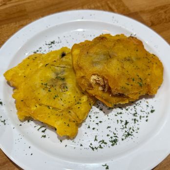 Sifu - Tostones - Seafood Near Me - Miami, Florida Sifu - Tostones - Seafood Near Me - Miami, Florida