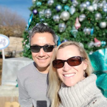 Old Town Temecula - Christmas tree decorated very pretty - Local Flavor Near Me - Temecula, California Old Town Temecula - Christmas tree decorated very pretty - Local Flavor Near Me - Temecula, California