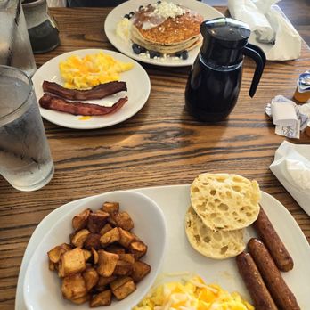 Another Broken Egg Cafe - Apple sausages!! - Breakfast & Brunch Near Me - Atlanta, Georgia