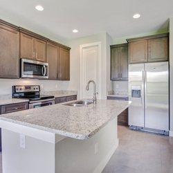 Sposen Signature Homes - Perfect breakfast island!
