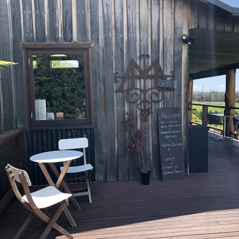 Moores Hill Estate - Cellar  door - Wineries Near Me - Sidmouth, TAS