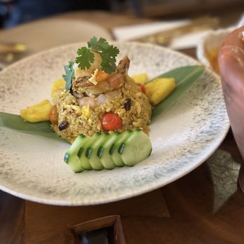 Nara Thai Kitchen - Pineapple Fried Rice - Thai Near Me - Irvine, California Nara Thai Kitchen - Pineapple Fried Rice - Thai Near Me - Irvine, California