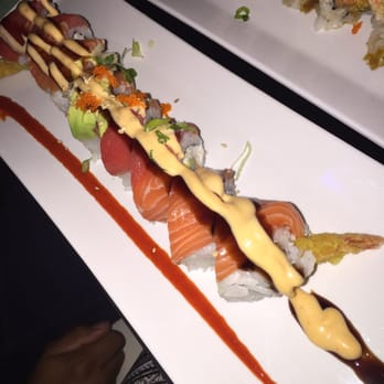 Hon Sushi - Tropical Roll - Sushi Bars Near Me - Corona, California