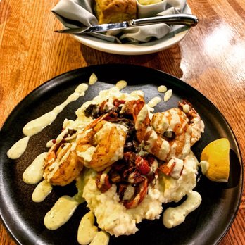 Glenn's Cafe - Shrimp & Grits - Wine Bars Near Me - Columbia, Missouri