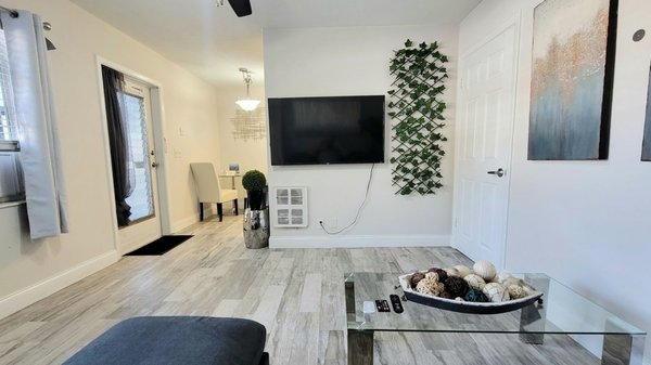 Beachway inn by null