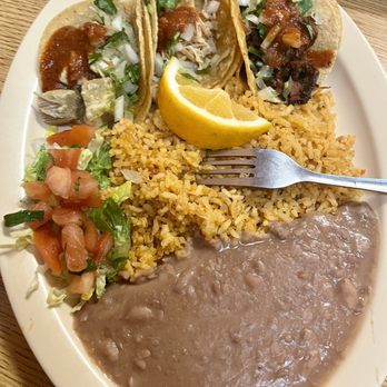Taqueria Tres Hermanos - Three Taco Special (I chose pollo, chili verde, al pastor) and asked for no cheese on the beans - Mexican Near Me - Mountain View, California