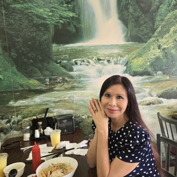 Dong Ba Hue Restaurant - Vietnamese Near Me - Houston, Texas