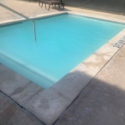 Gold's Gym - San Antonio Legacy Trails - Broken Jet  not Working. Timer  is on .