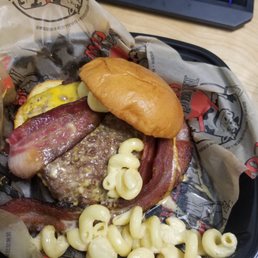 Mac 'n Cheese Burger