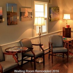 Drs. Brower, Hanson & Buckley, Dan C. Pullen, D.D.S., P.A - Waiting Room Remodel