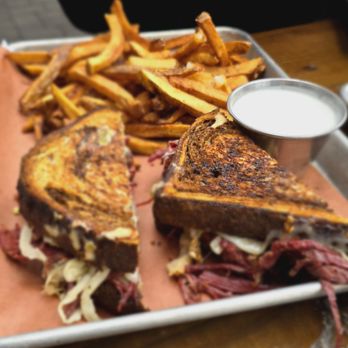 Northbound Smokehouse & Brewpub - Reuben - Smokehouse Near Me - Minneapolis, Minnesota