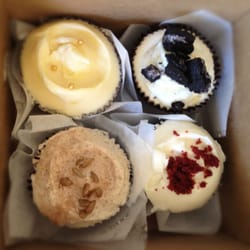 Dreamy Creations - Lemon vanilla, Oreo cheesecake, red velvet, vegan carrot cupcake!
