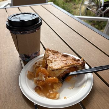Linn's Easy As Pie Café - Desserts Near Me - Cambria, California Linn's Easy As Pie Café - Desserts Near Me - Cambria, California