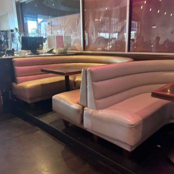 The Search Bar & Restaurant - Seating area - American Near Me - Chula Vista, California
