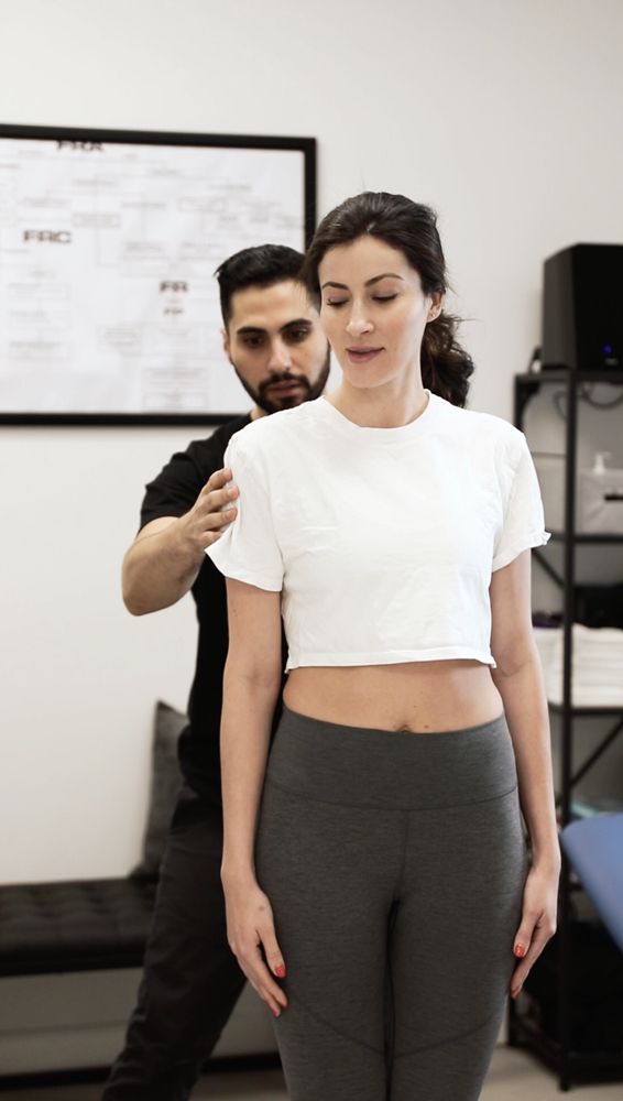 YouMove Chiropractic & Fitness Logo