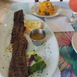 Tío Pepe - Food, ambiance, service and music at thus beautiful place is 5 stars all the way!