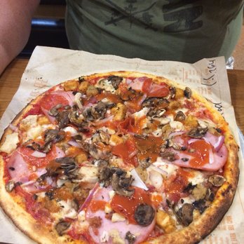 Blaze Pizza - Pizza Near Me - Temecula, California