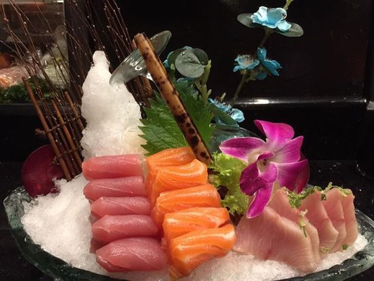 Mikado Sushi by null