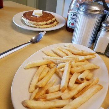 Cross Keys Diner - Umm, Pancakes! They were heavenly. - Diners Near Me - Doylestown, Pennsylvania Cross Keys Diner - Umm, Pancakes! They were heavenly. - Diners Near Me - Doylestown, Pennsylvania