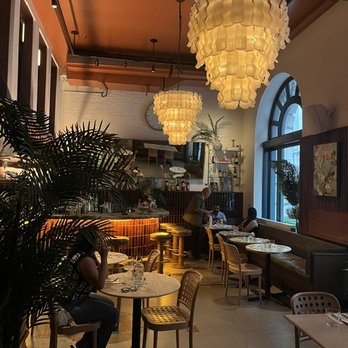 The Tusk Bar - Bar area - Cocktail Bars Near Me - New York, New York The Tusk Bar - Bar area - Cocktail Bars Near Me - New York, New York
