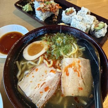 Kiki On Ludlow - Asian Fusion Near Me - Cincinnati, Ohio