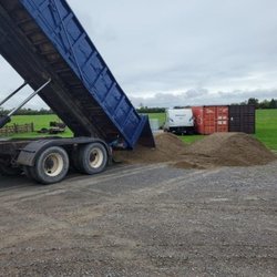 K. Hicks Trucking - Photo