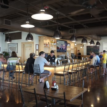 Wando River Grill - Wando River Grill - Interior - New American Near Me - Mount Pleasant, South Carolina Wando River Grill - Wando River Grill - Interior - New American Near Me - Mount Pleasant, South Carolina