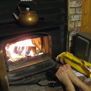 Big Bear Getaway - Feet by the Fire - Vacation Rentals Near Me - Big Bear City, California