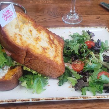 Madres Brunch - Breakfast Sandwich - Breakfast & Brunch Near Me - Whittier, California Madres Brunch - Breakfast Sandwich - Breakfast & Brunch Near Me - Whittier, California