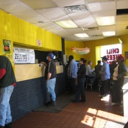 Zel's Roast Beef - It's a popular lunch stop